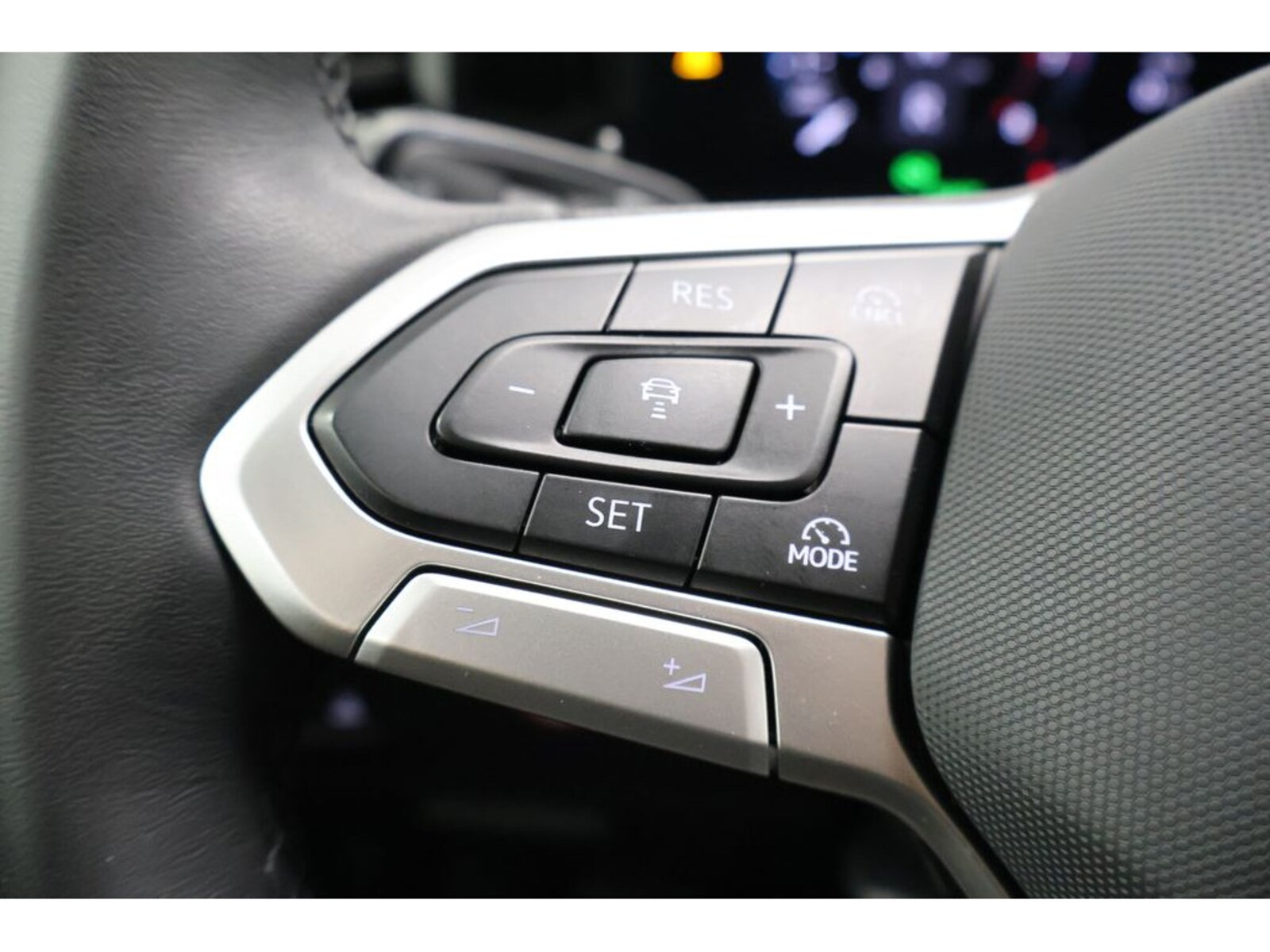 Volkswagen Tiguan – Bild 19
