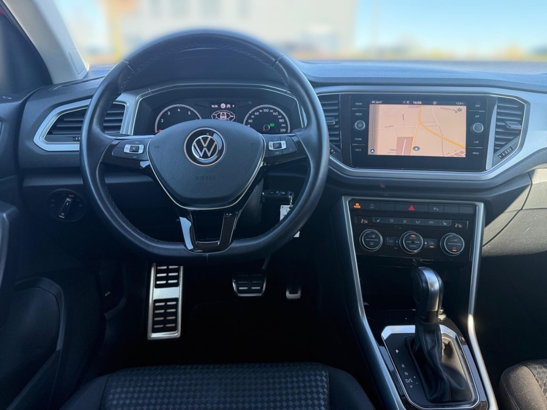 Volkswagen T-Roc Active