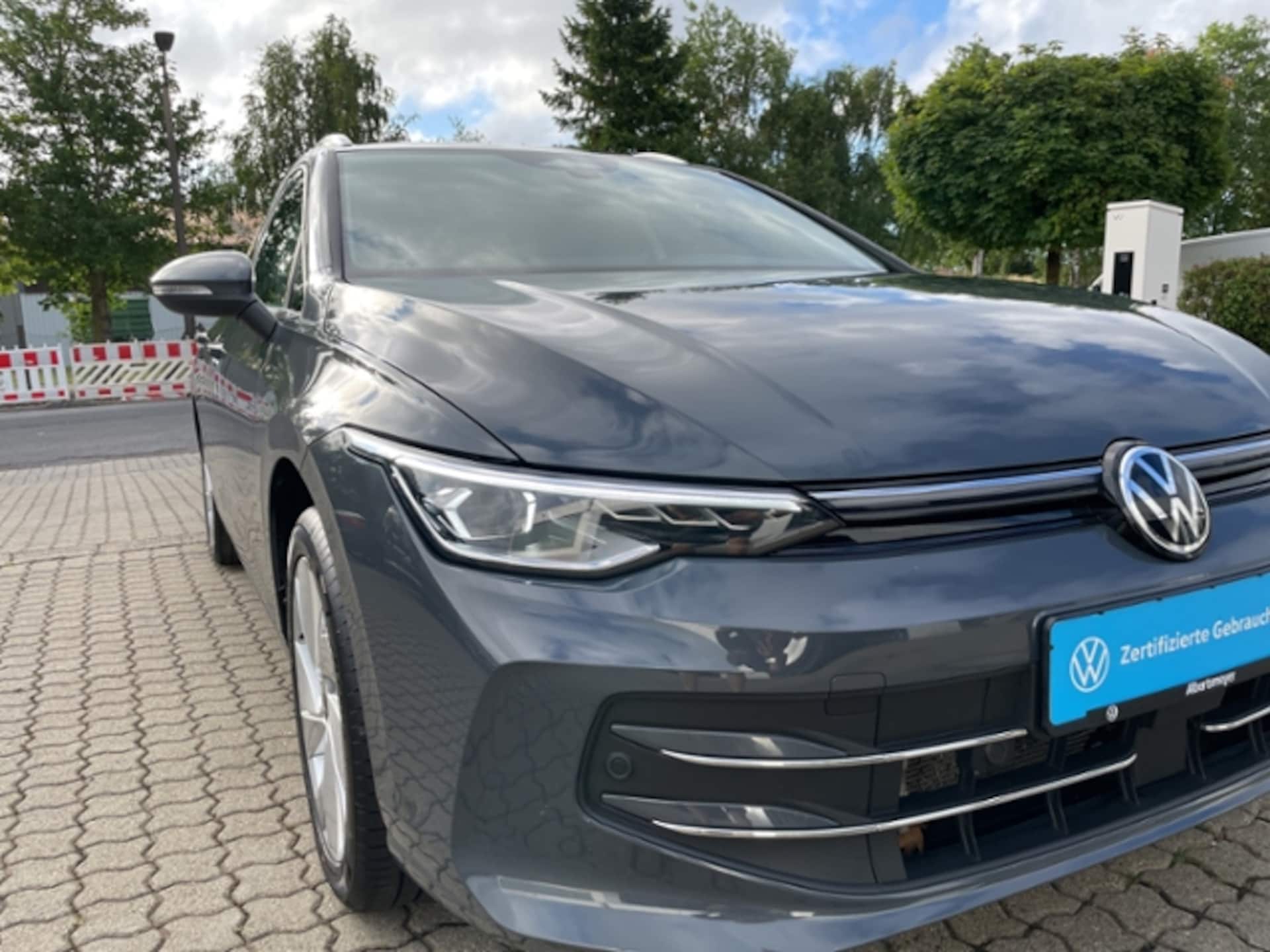 Volkswagen Golf Variant Style