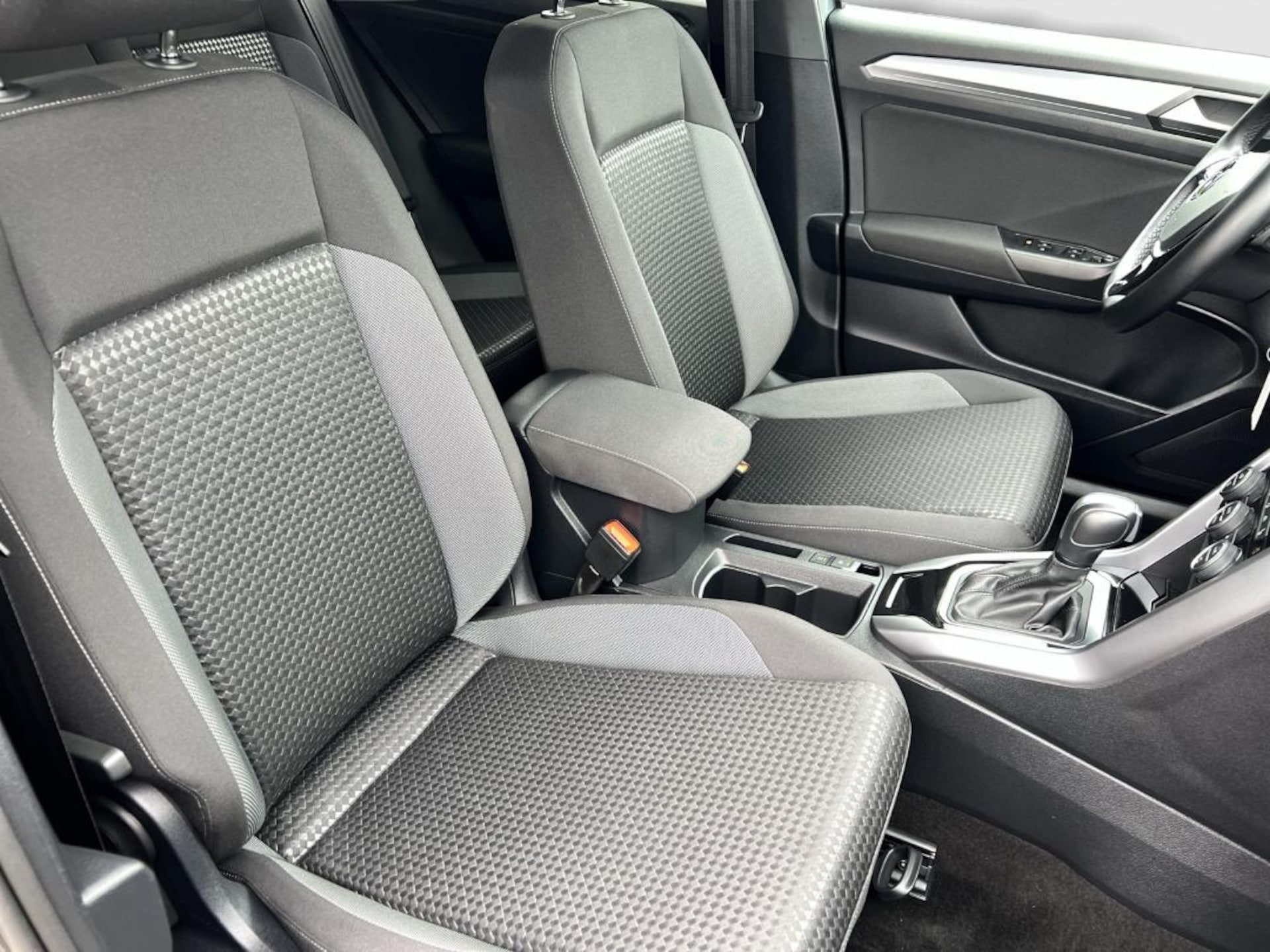 Volkswagen T-Roc Active