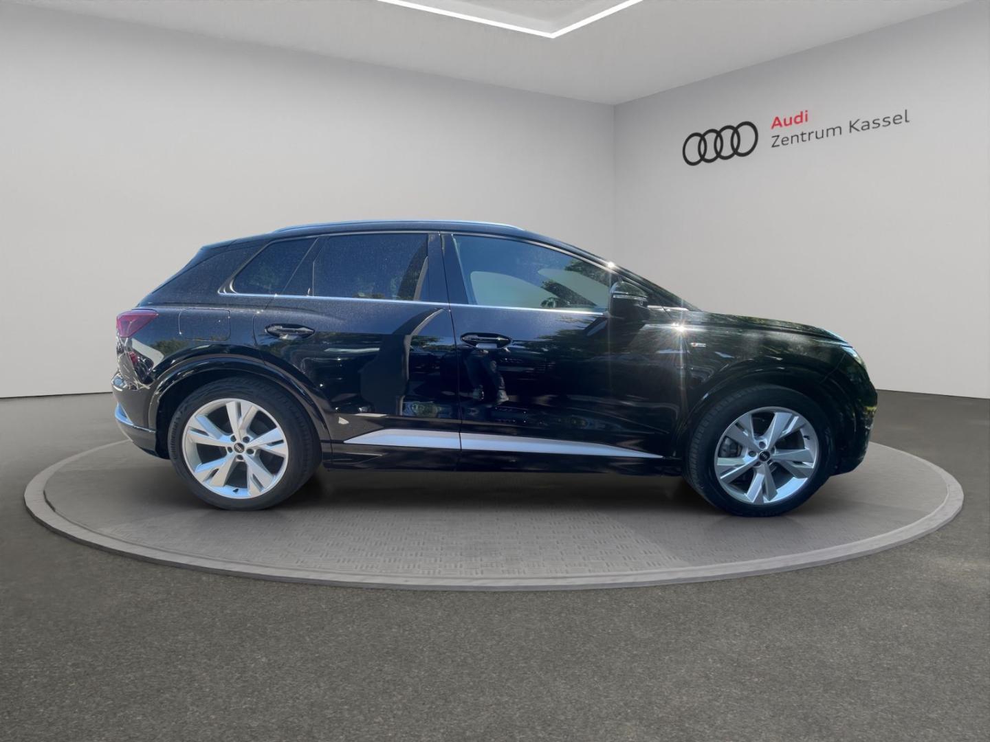 Image about Audi Q4 e-tron 40 e-tron