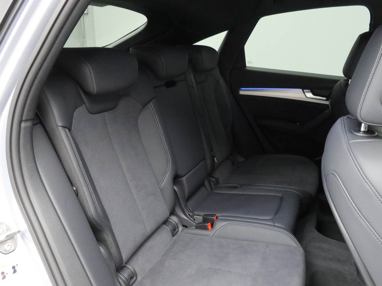Audi Q5 Sportback 40 TDI quattro S line 150(204) kW(PS) S tronic for more details contact your dealer