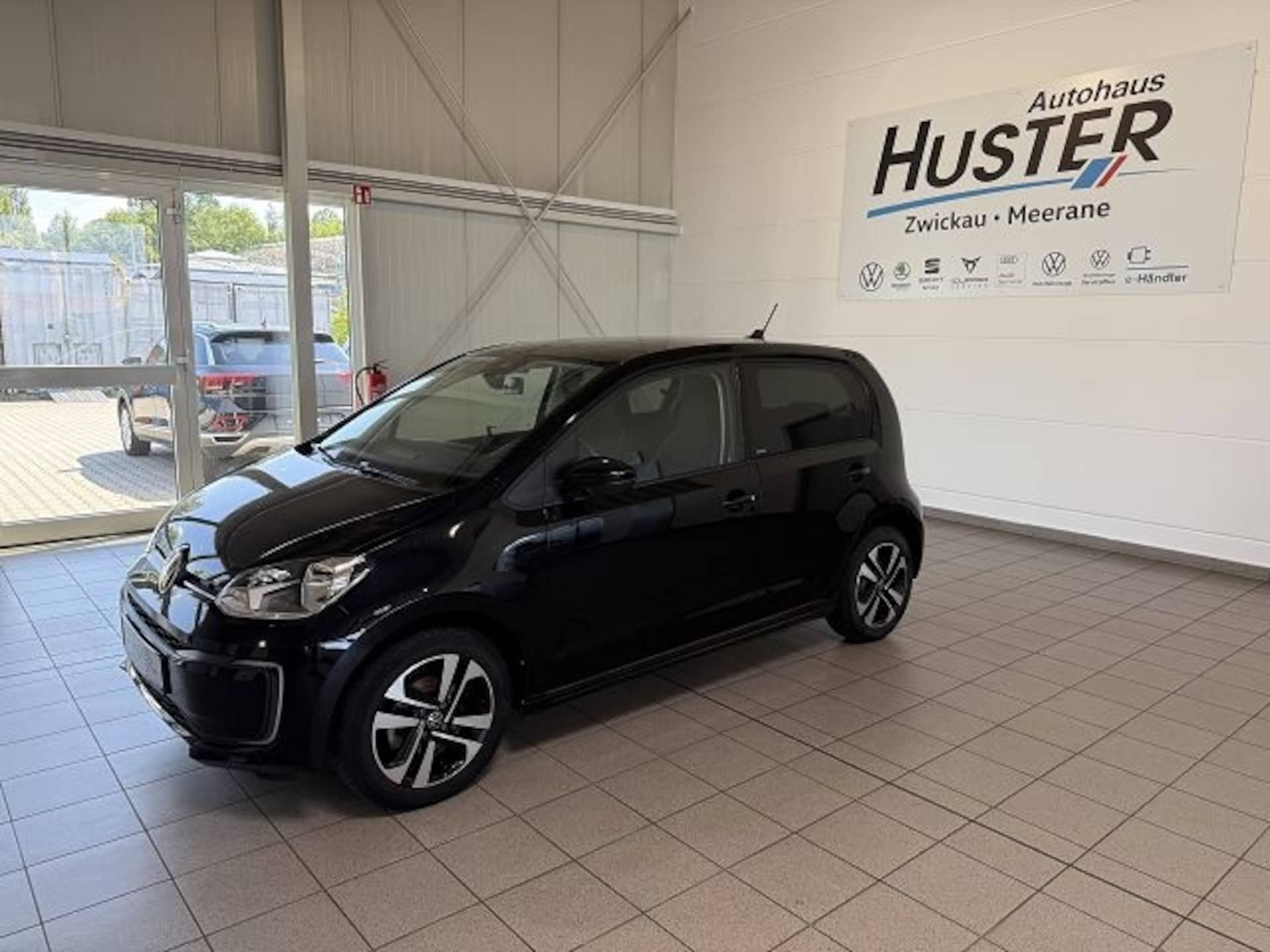 Volkswagen e-up! UNITED