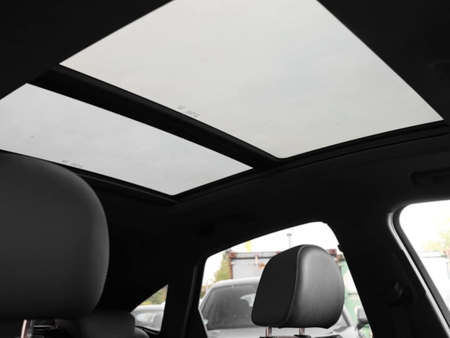 Bild über Audi Q5 Sportback 40 TDI quattro S tronic - für weitere Informationen kontaktieren Sie den Audi Partner