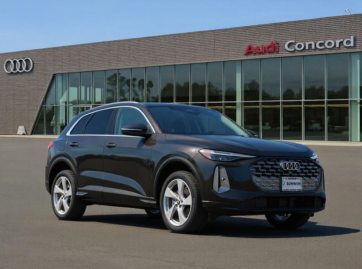 2025 Audi Q5 40 Premium Plus's photo