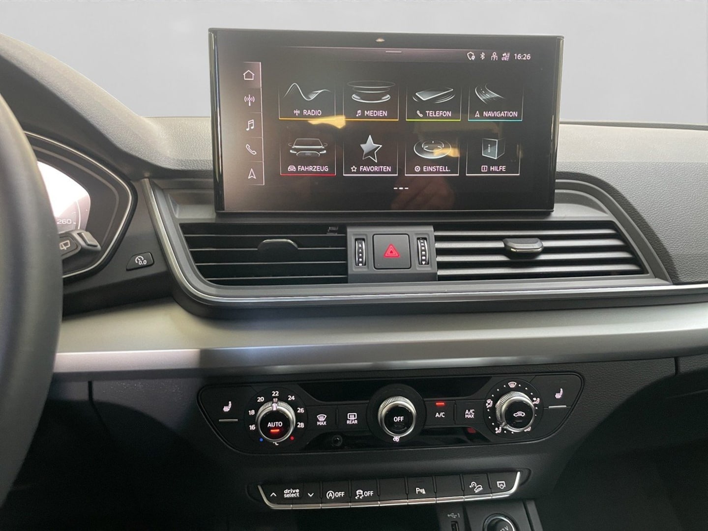 Bild über Audi Q5 Sportback 40 TDI quattro S tronic - für weitere Informationen kontaktieren Sie den Audi Partner