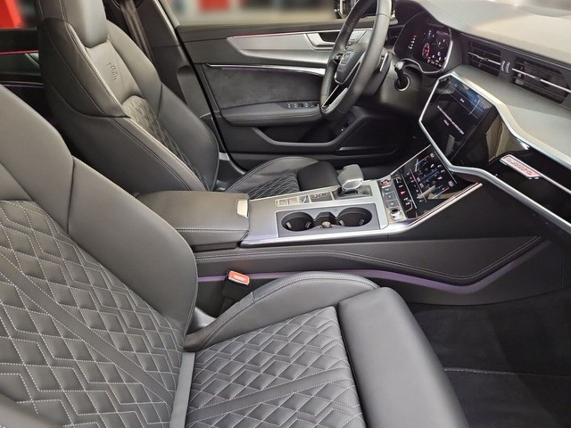 Audi S6 Avant