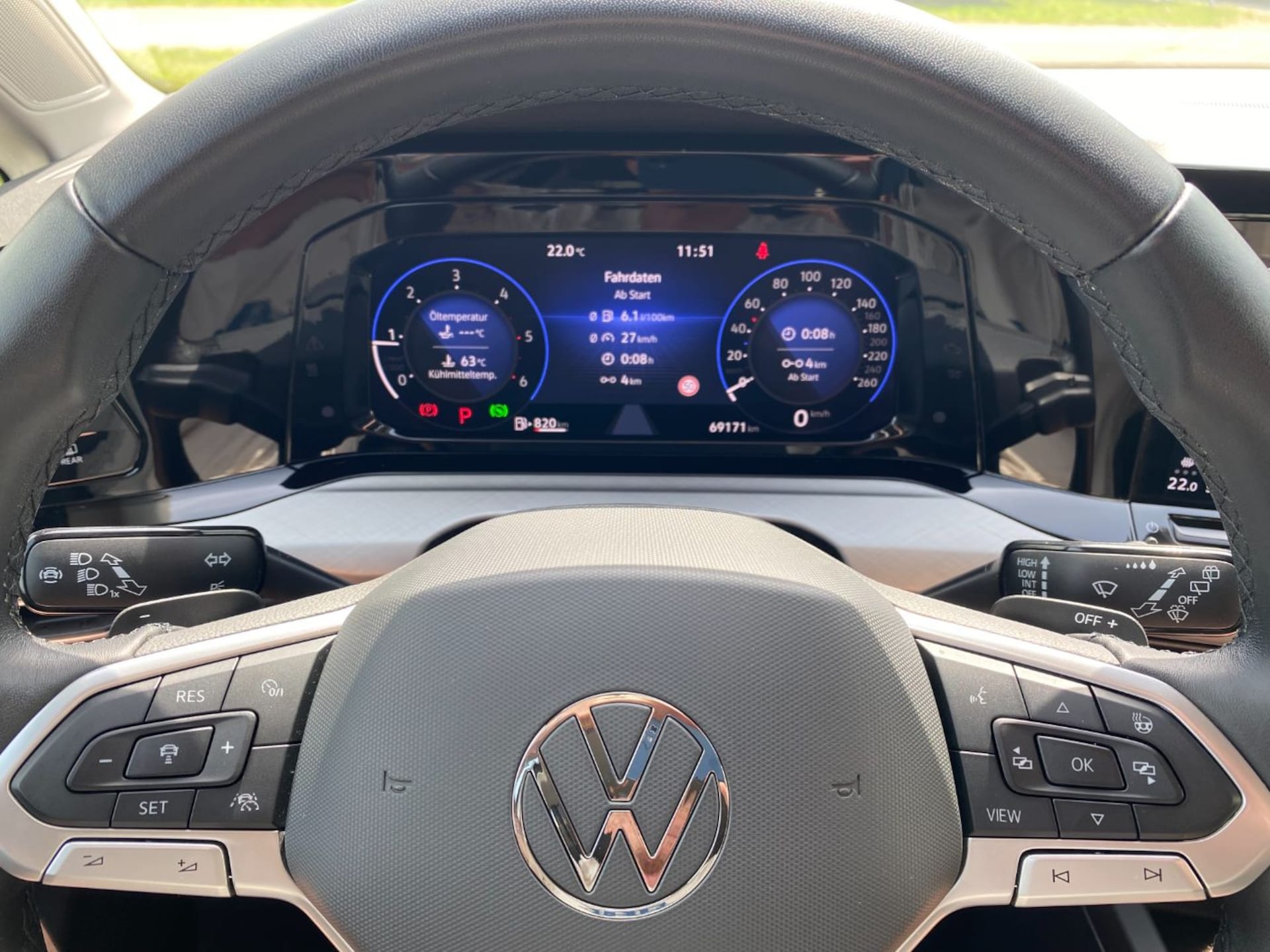 Volkswagen Golf Life