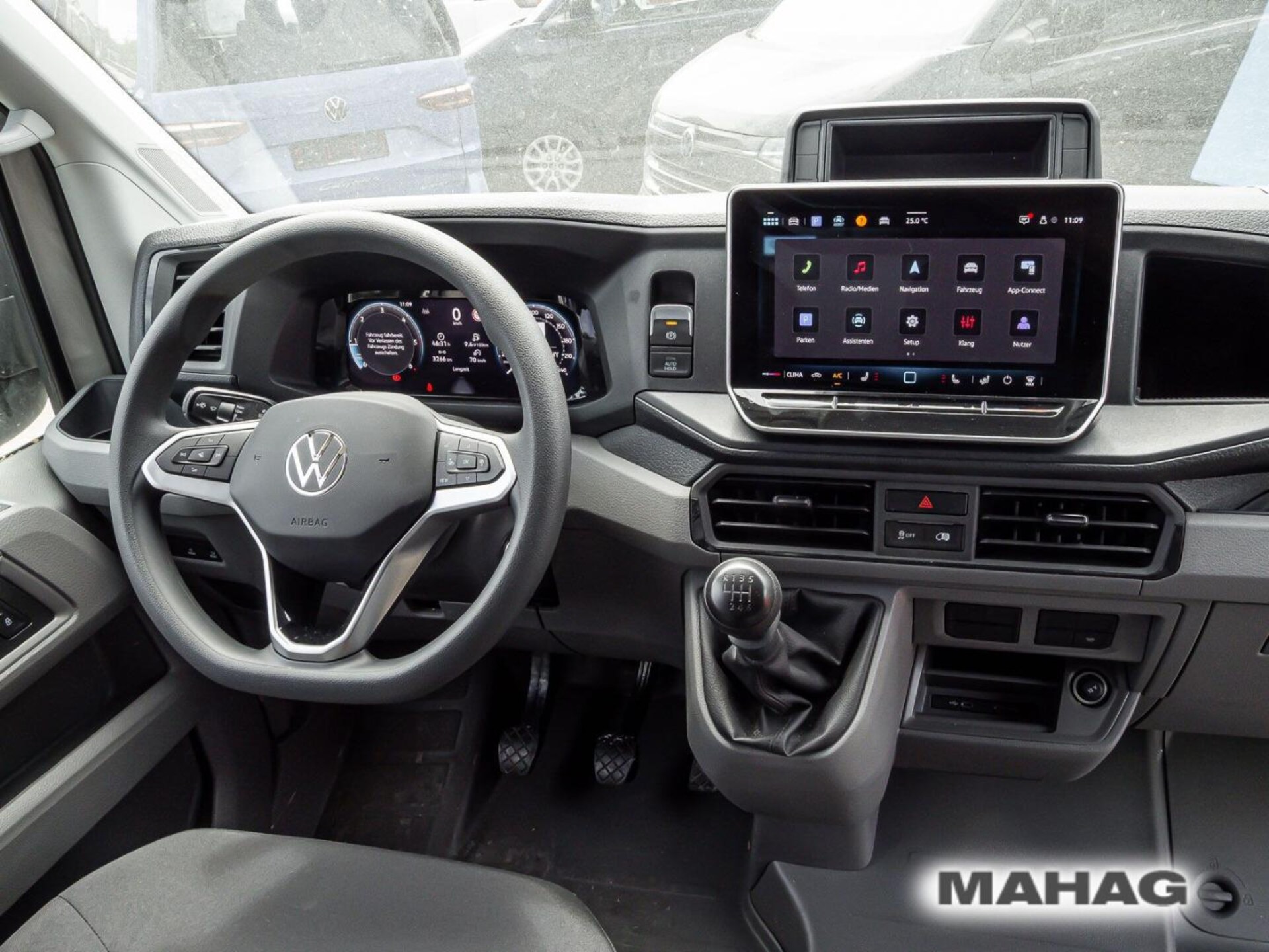 Volkswagen Crafter Kasten langer Radstand