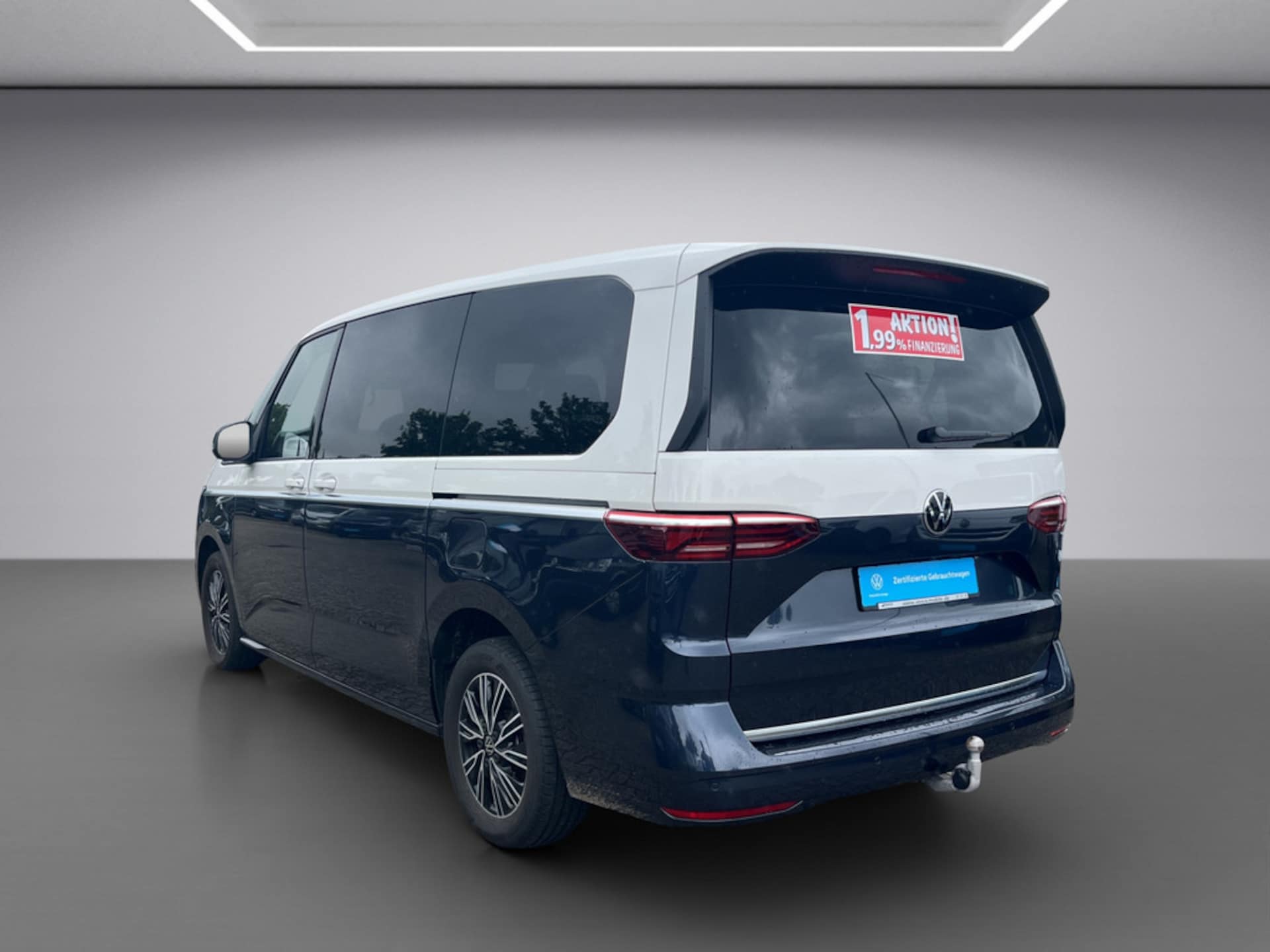 Volkswagen Multivan Langversion Basis-Modell
