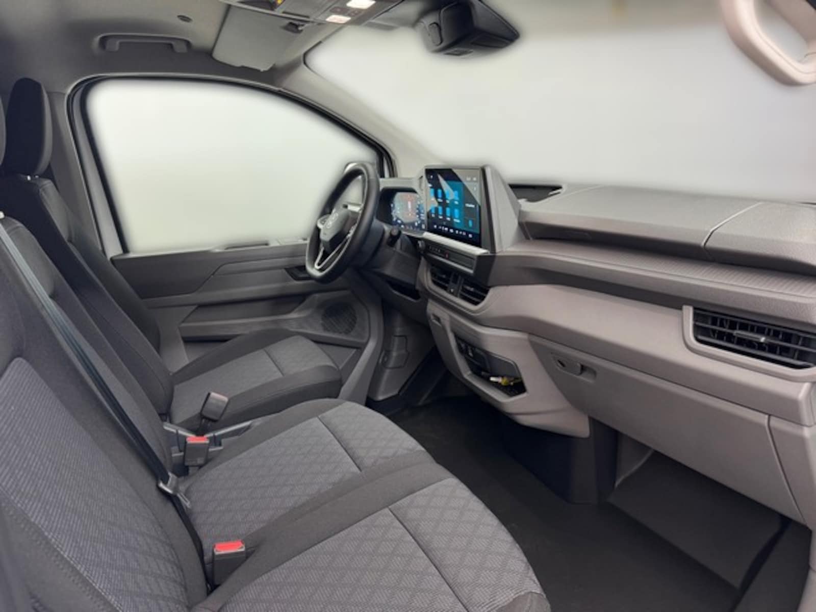 Volkswagen Transporter Kasten kurzer Radstand – Bild 9