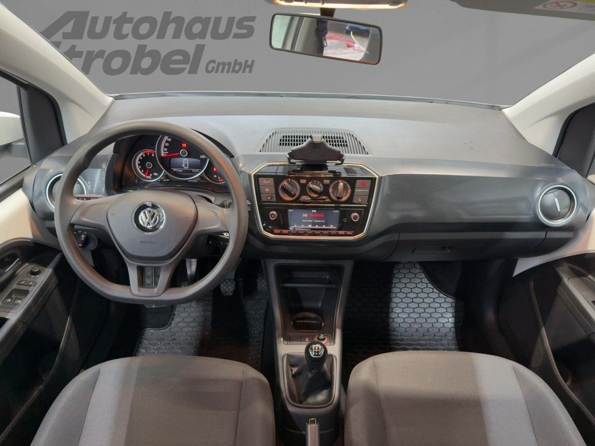Volkswagen up! move up!