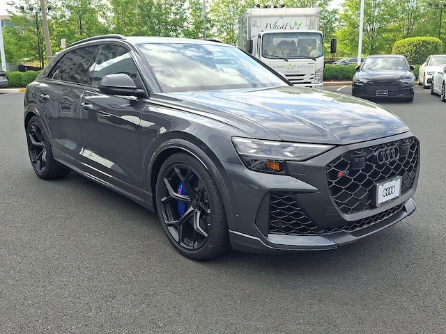 2026 Audi RS Q8 SUV performance