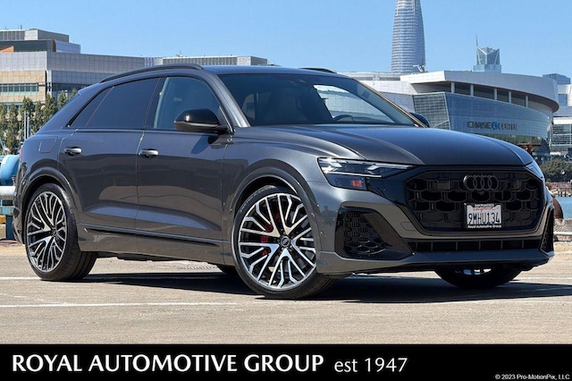 Photo of 2024 Audi SQ8