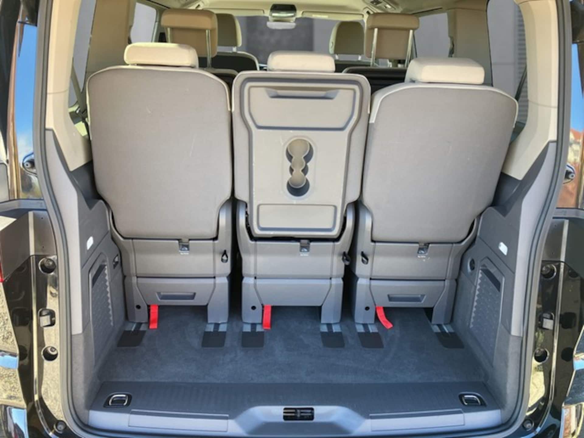 Volkswagen Multivan Basis-Modell
