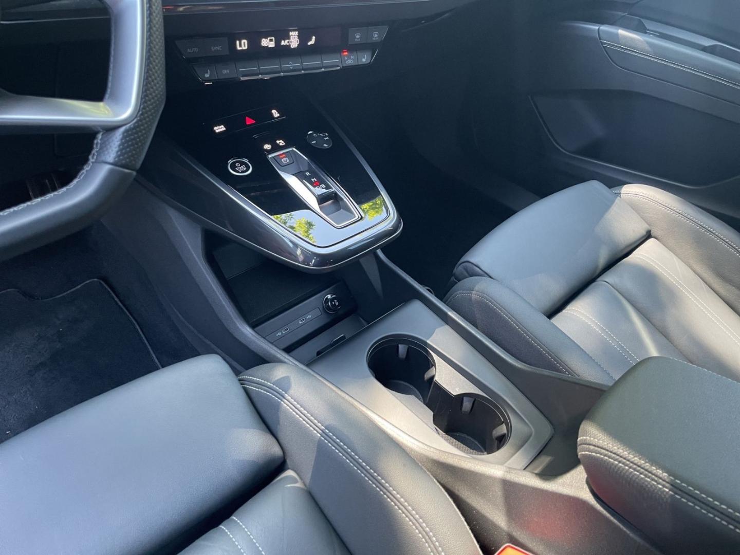 Image about Audi Q4 e-tron 40 e-tron