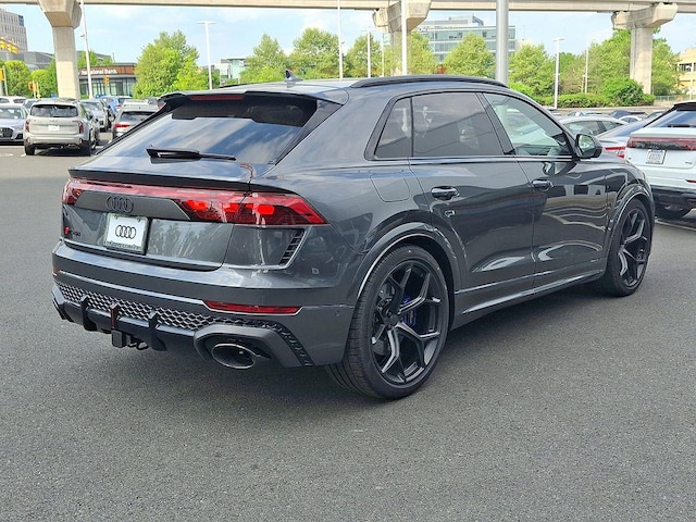 2026 Audi RS Q8 SUV performance