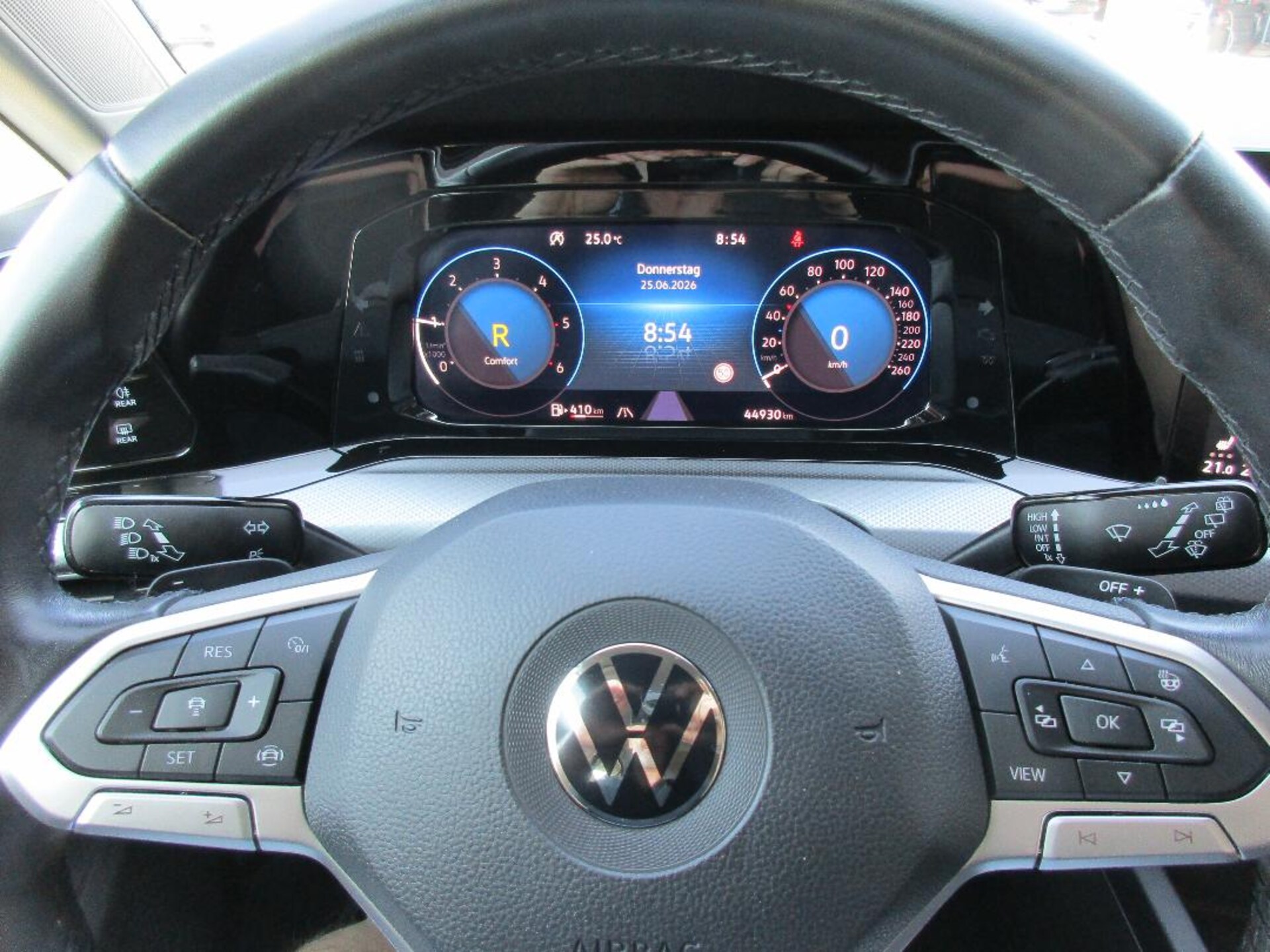 Volkswagen Golf Active