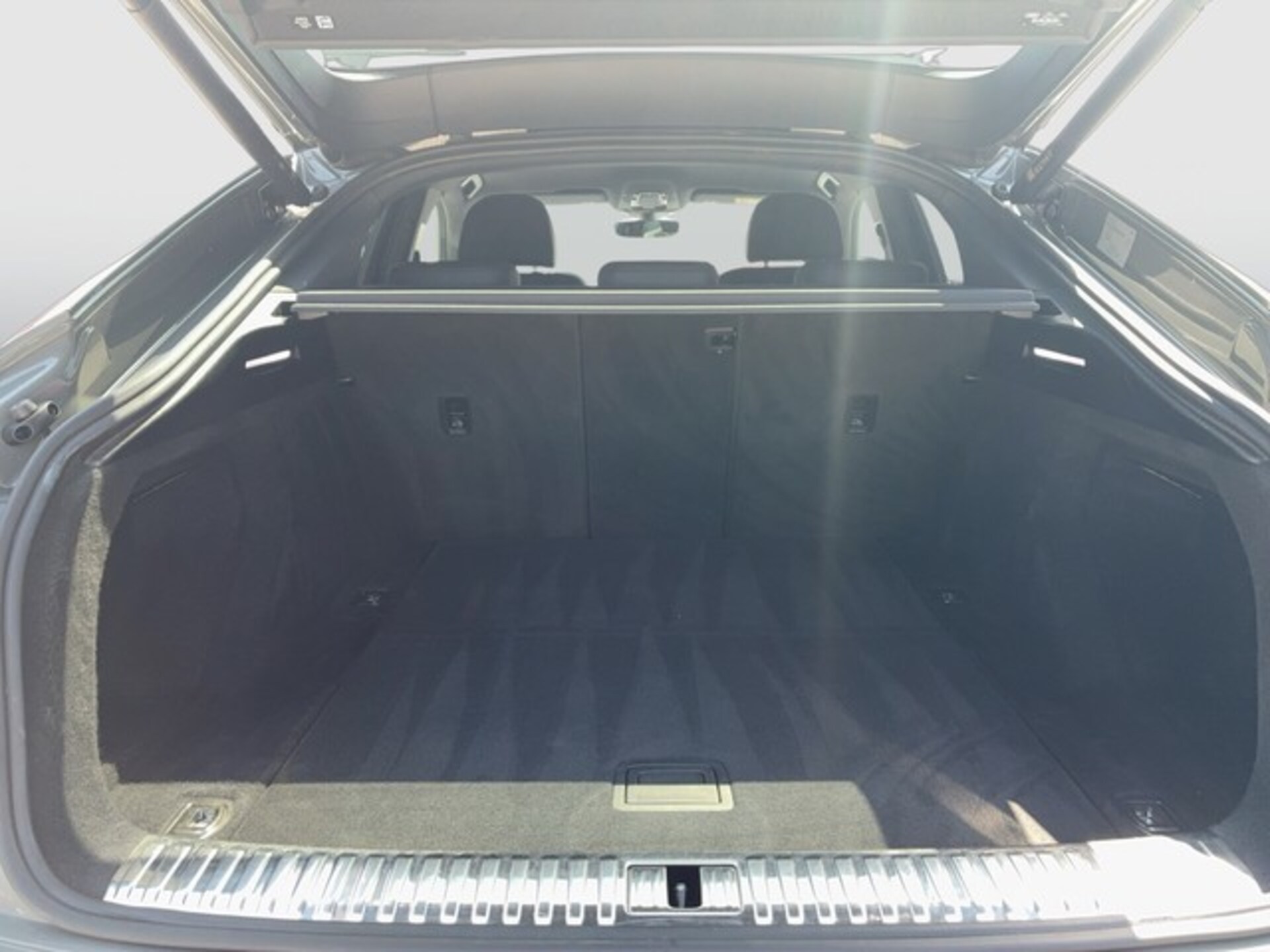 Audi Q8 Sportback e-tron S line