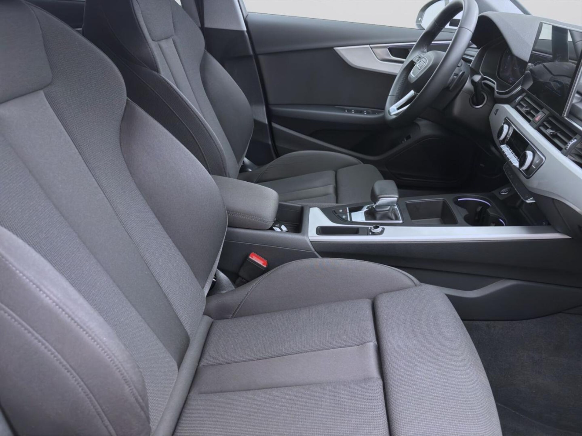 Audi A4 Limousine Advanced