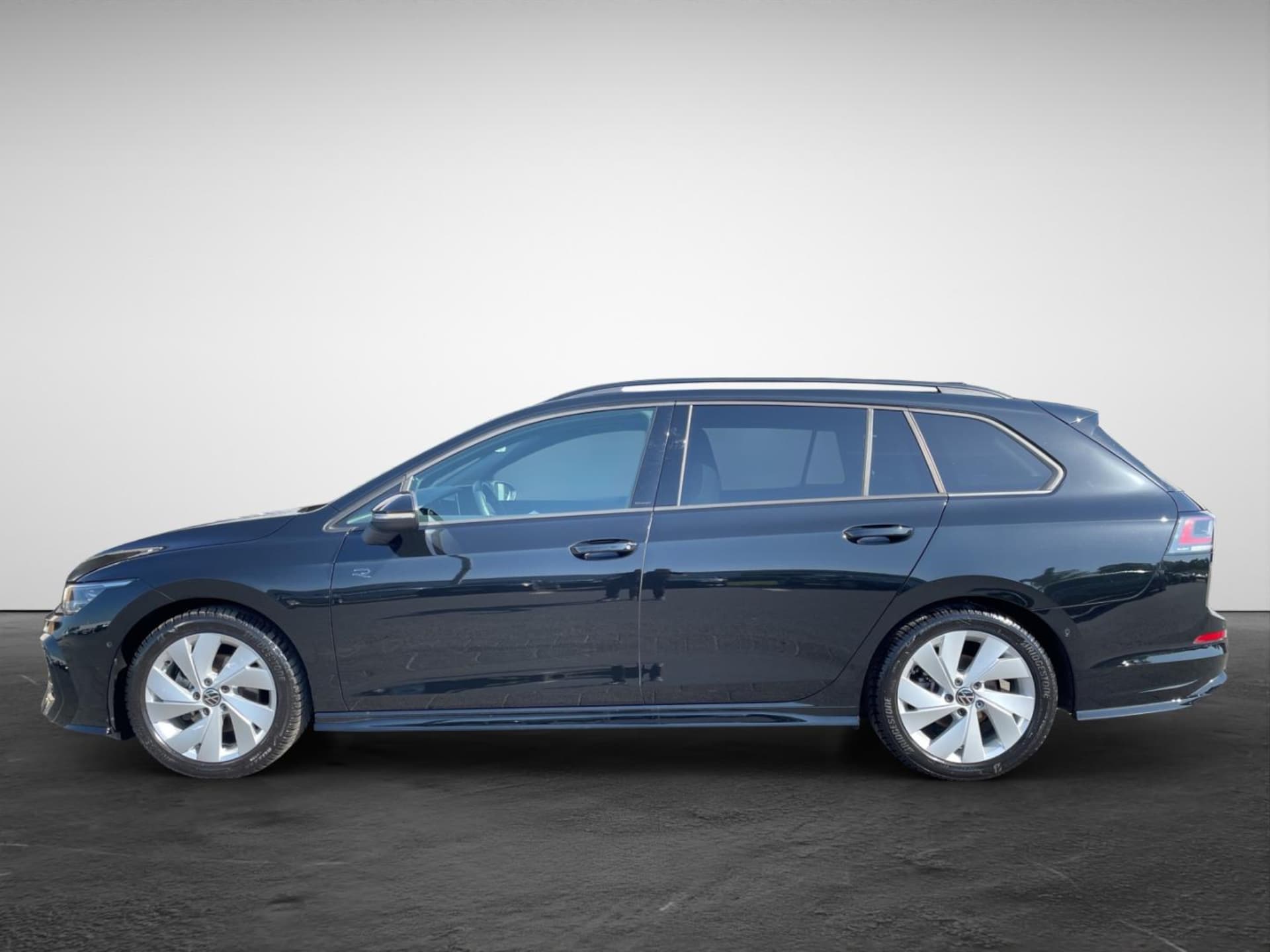 Volkswagen Golf Variant R-Line
