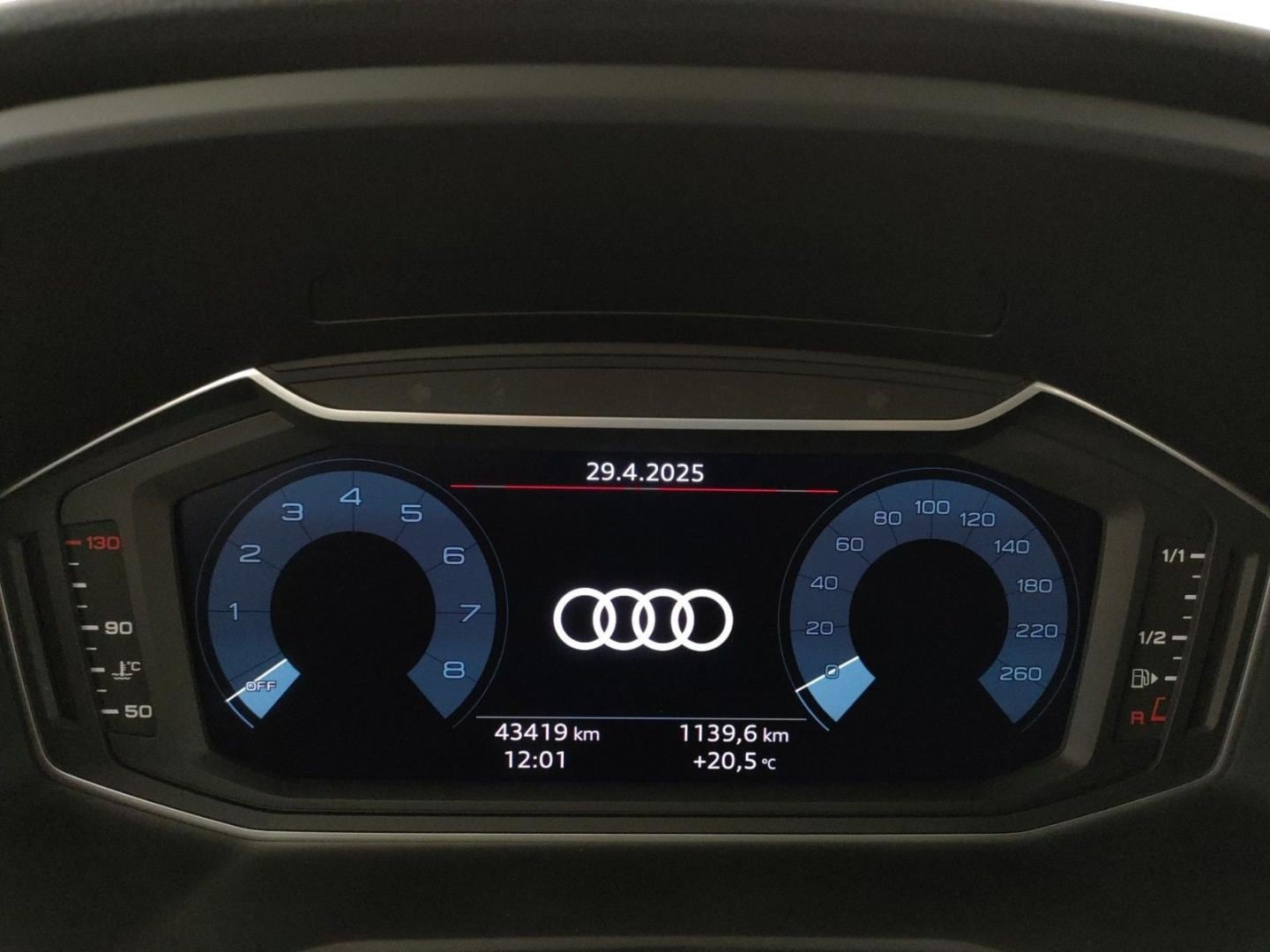 Image about Audi A1 citycarver Admired 30 TFSI 81 kW (110 PS) 6-marce
