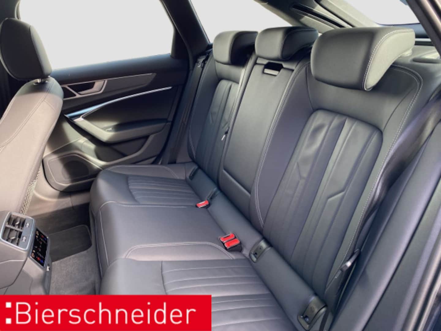 Bild über Audi A6 Avant advanced 45 TFSI S tronic - für weitere Informationen kontaktieren Sie den Audi Partner