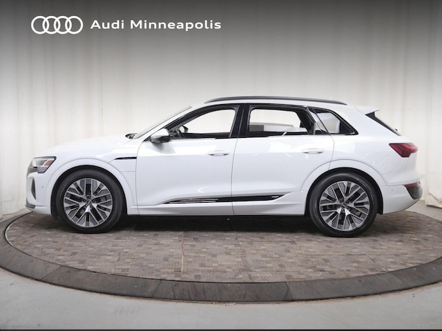 2024 Audi Q8 e-tron