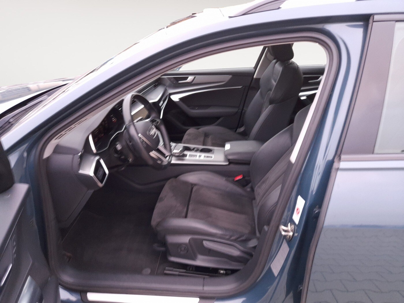 Image about Audi A6 Avant S line 45 TFSI quattro S tronic