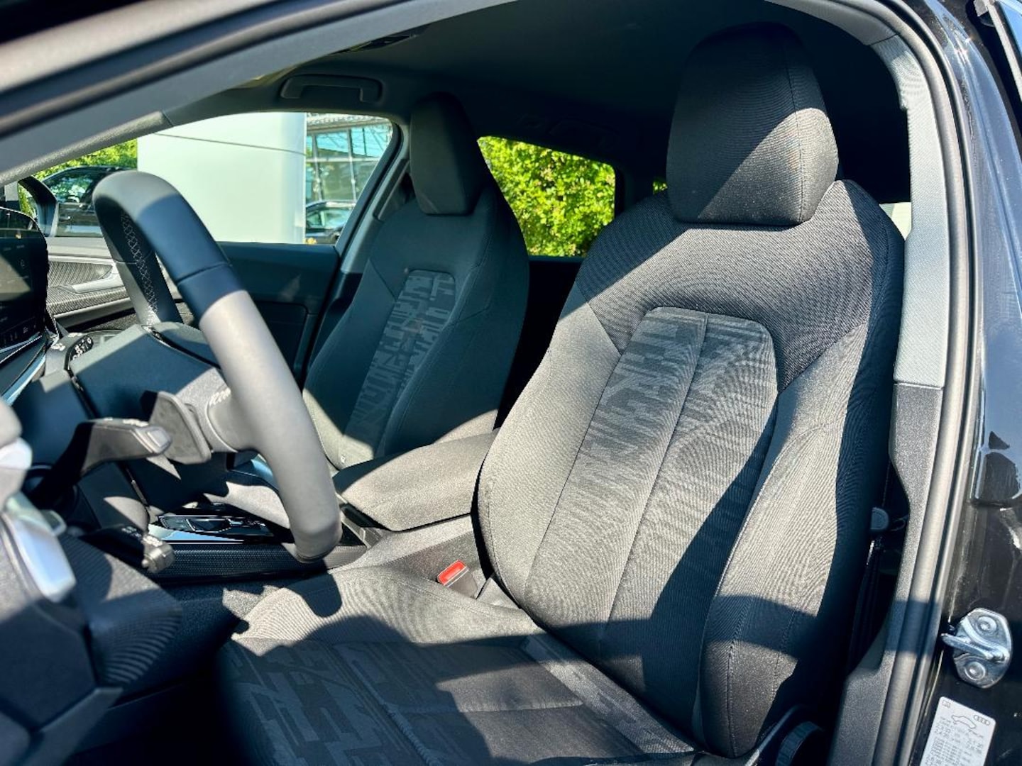 Bild über Audi A5 Avant TFSI S tronic - für weitere Informationen kontaktieren Sie den Audi Partner