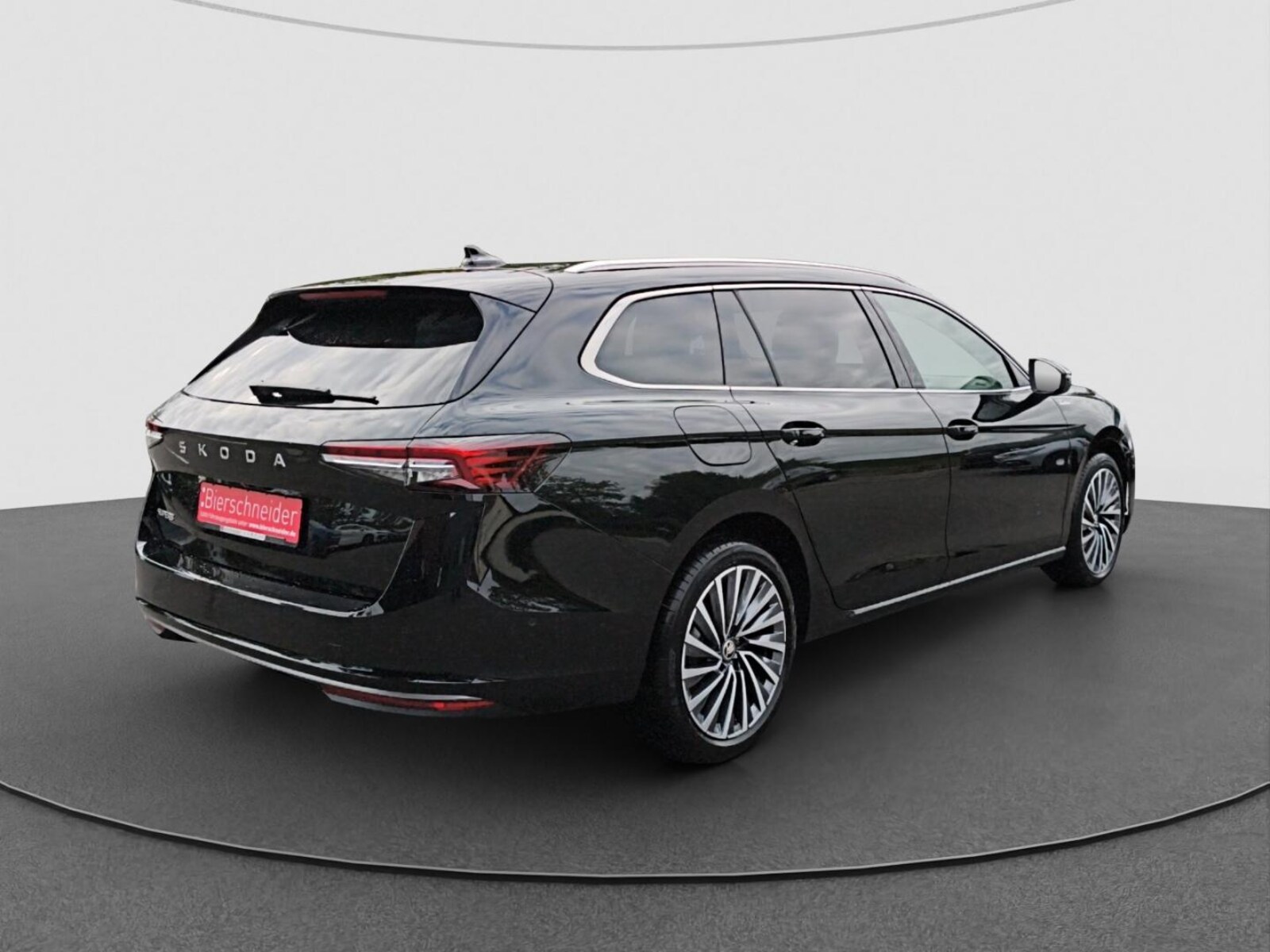 Škoda Superb Combi – Bild 9