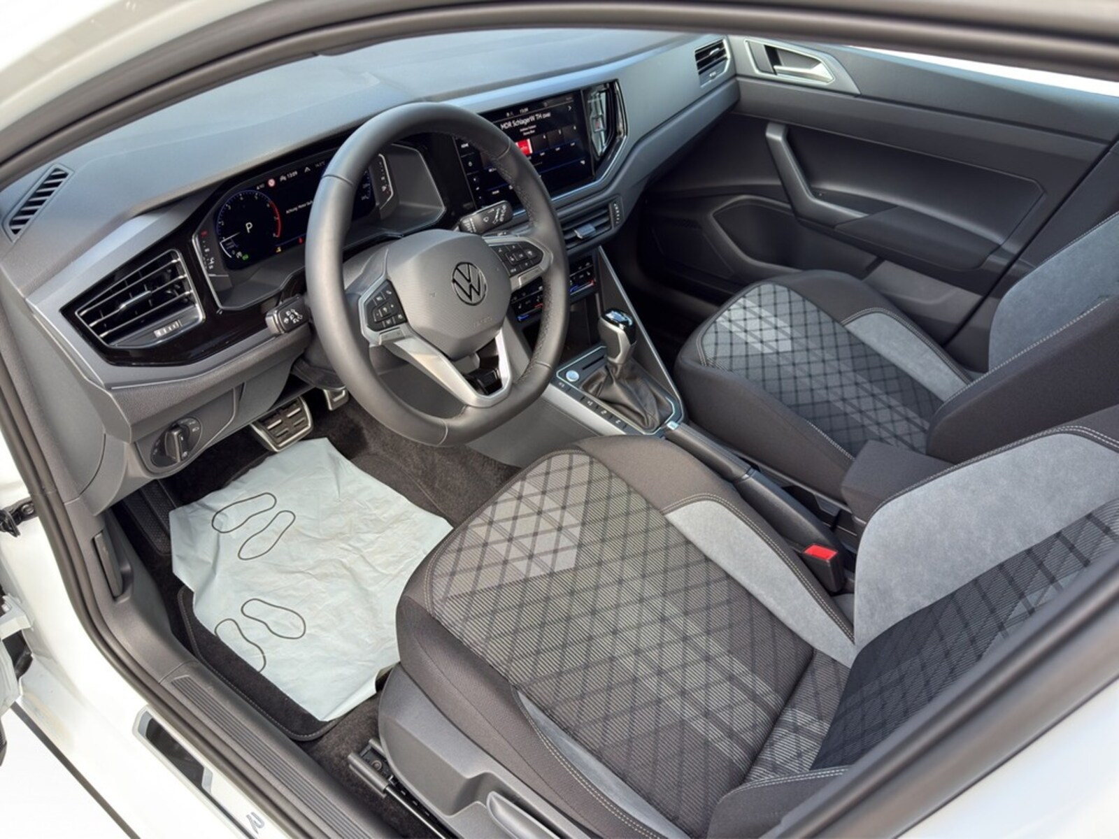 Volkswagen Polo – Bild 11