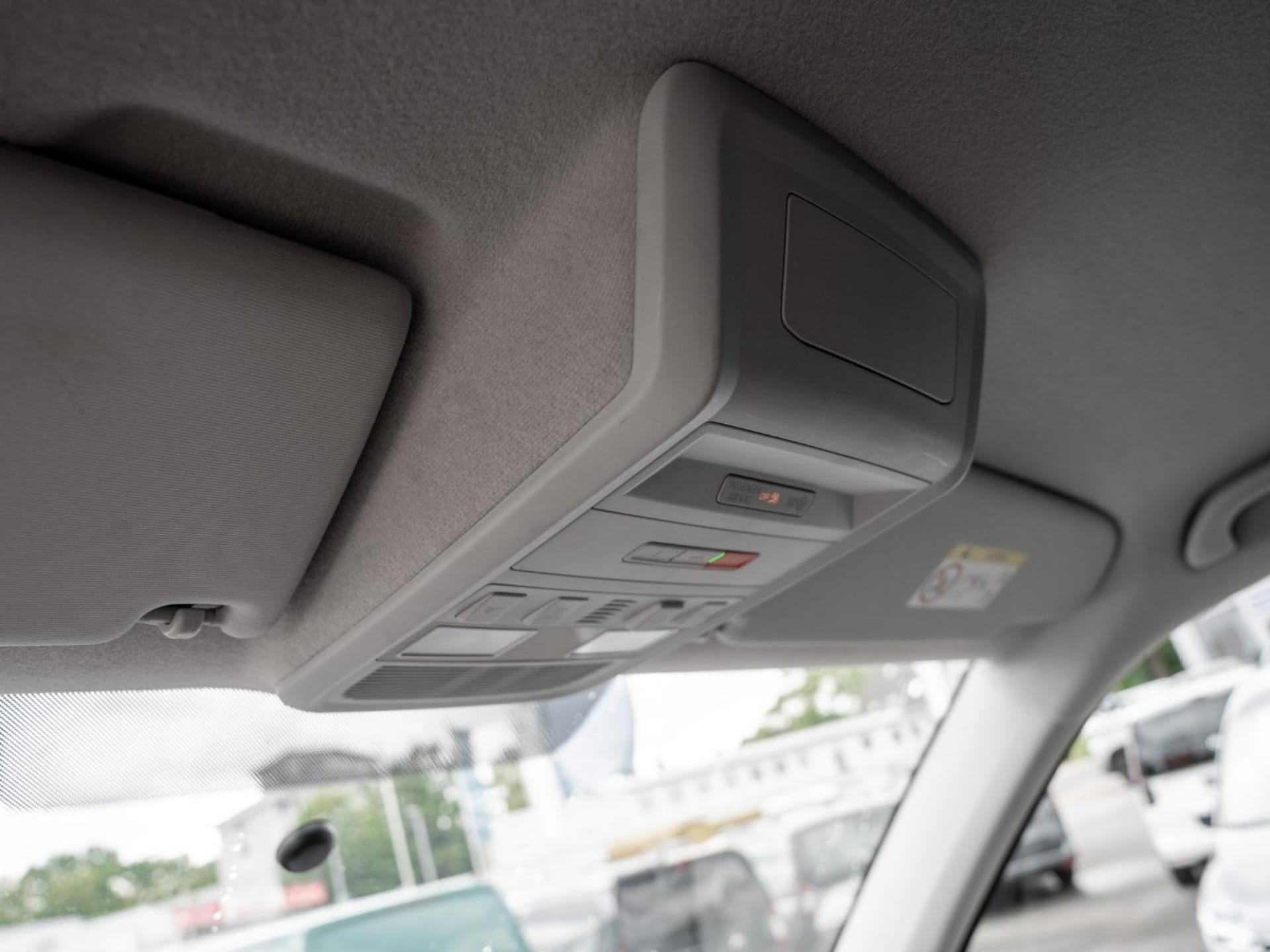 Volkswagen T6.1 Transporter Kasten langer Radstand