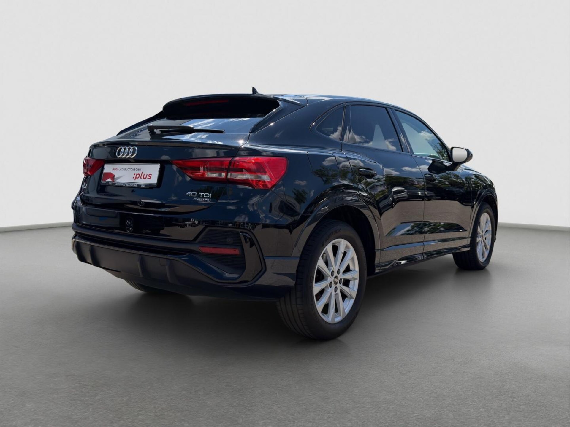 Audi Q3 Sportback S line