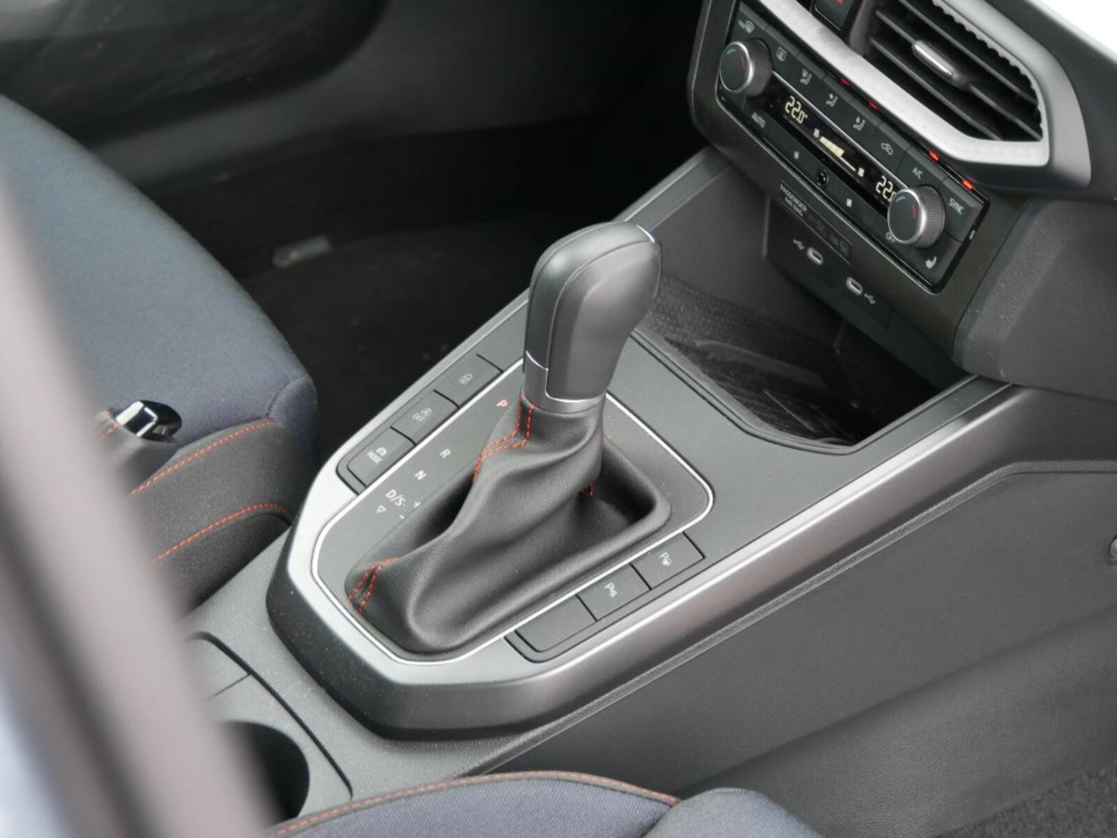 SEAT Arona – Bild 8
