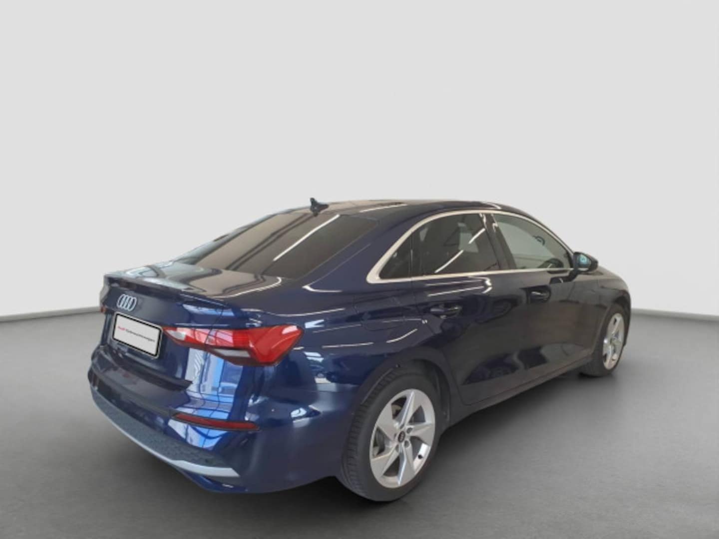 Bild über Audi A3 Limousine advanced 35 TFSI S tronic - für weitere Informationen kontaktieren Sie den Audi Partner