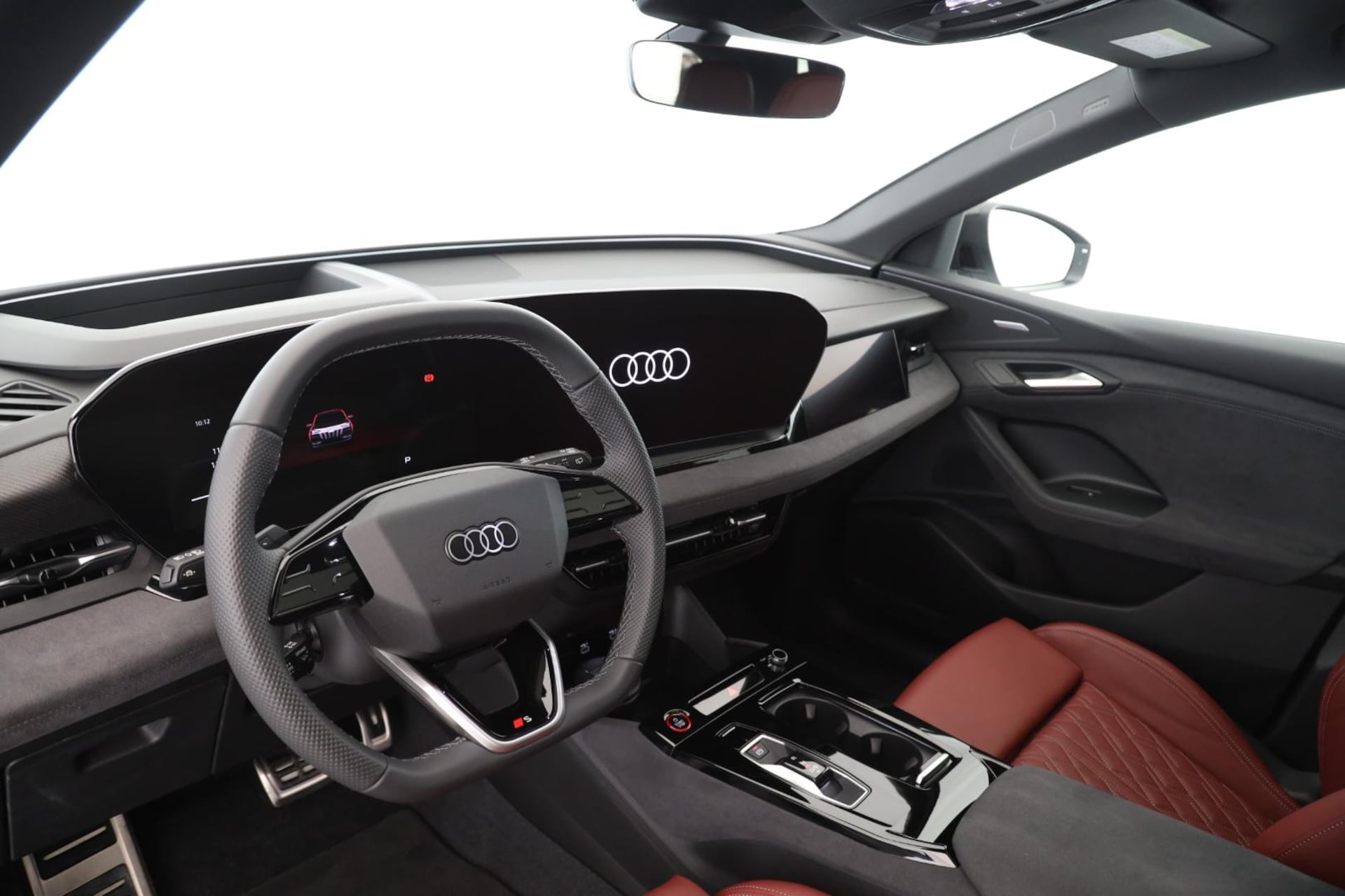 Audi SQ6 SUV e-tron