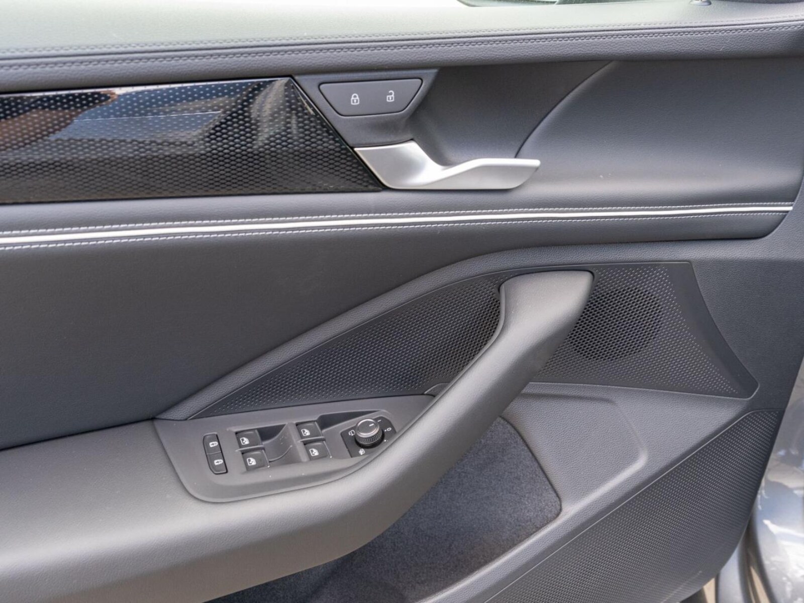 Volkswagen Passat – Bild 11