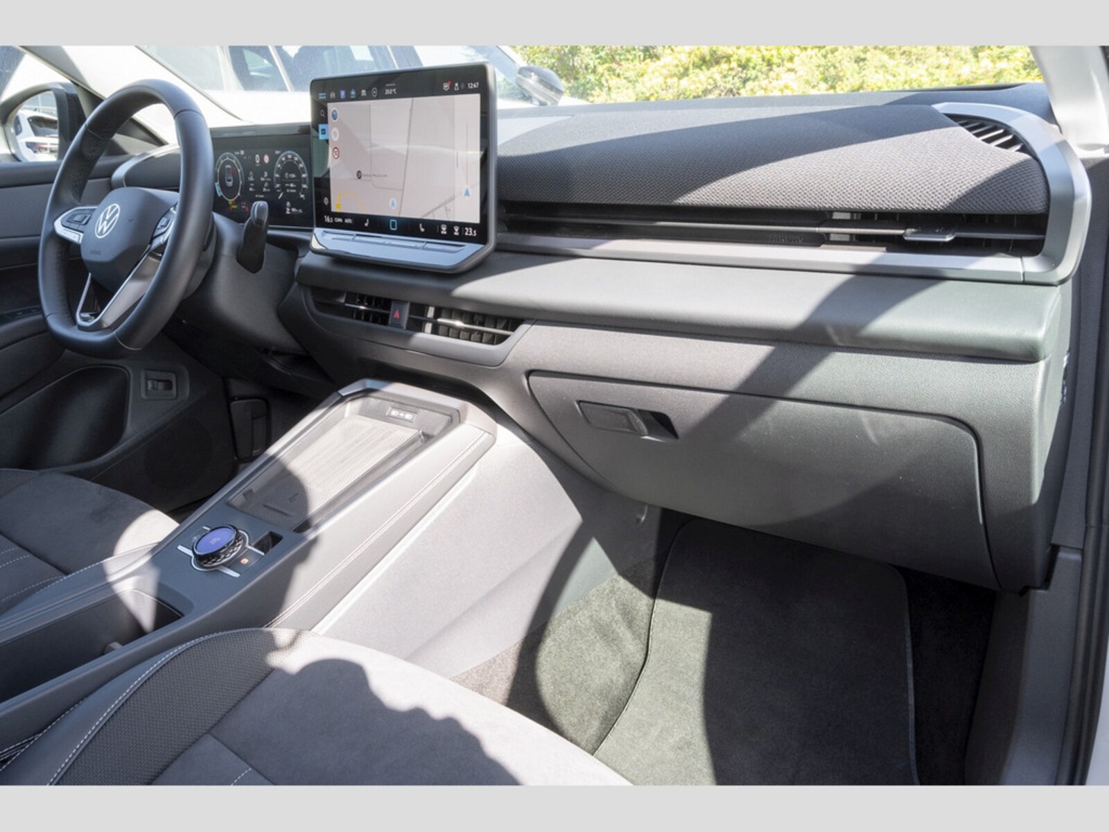 Volkswagen T-Roc – Bild 8