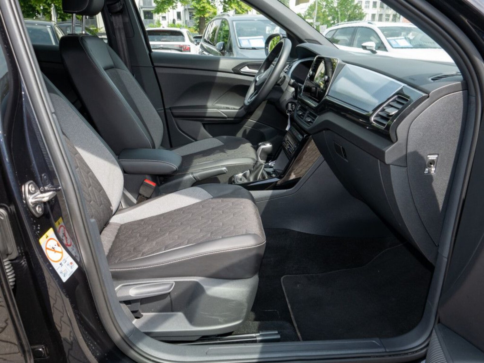 Volkswagen T-Cross – Bild 8