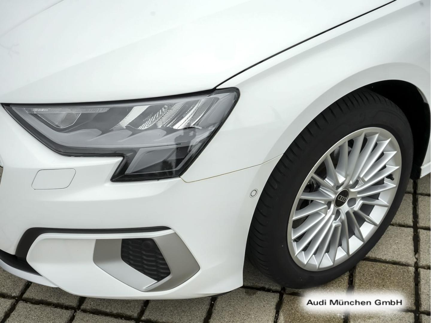 Bild über Audi A3 Sportback advanced 30 TFSI Schaltgetriebe - für weitere Informationen kontaktieren Sie den Audi Partner