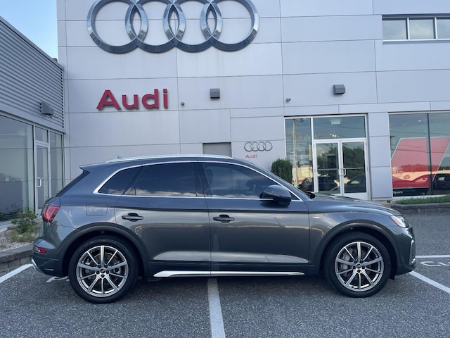 2022 Audi Q5 TFSI e
