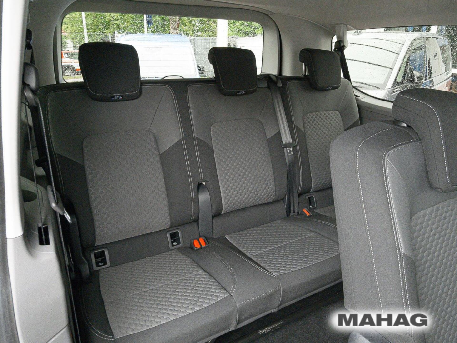 Volkswagen e-Caravelle Life