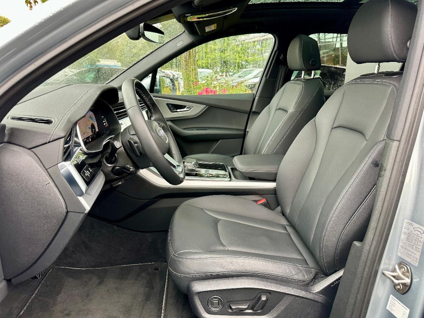Bild über Audi Q7 SUV TFSI e S line business TFSI e quattro 290 kW tiptronic - für weitere Informationen kontaktieren Sie den Audi Partner