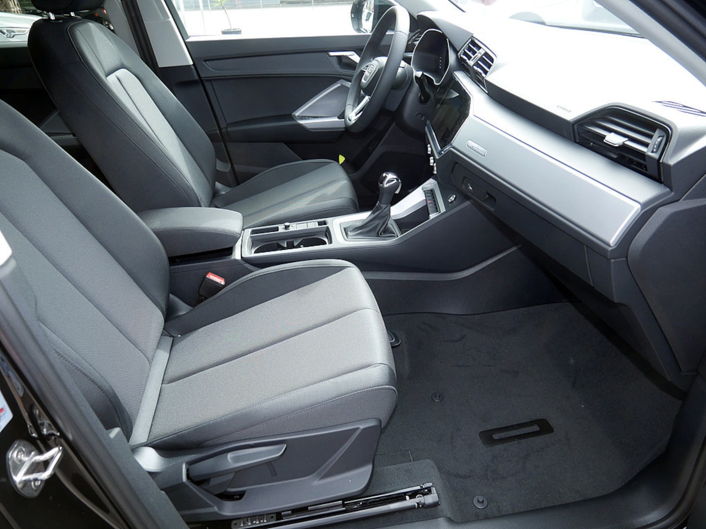 Bild über Audi Q3 TFSI 110 kW S tronic - für weitere Informationen kontaktieren Sie den Audi Partner