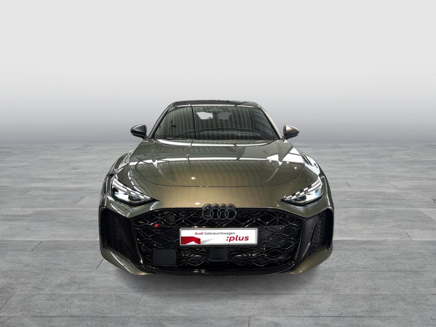 Bild über Audi RS 5 Limousine TFSI quattro 470 kW tiptronic - für weitere Informationen kontaktieren Sie den Audi Partner