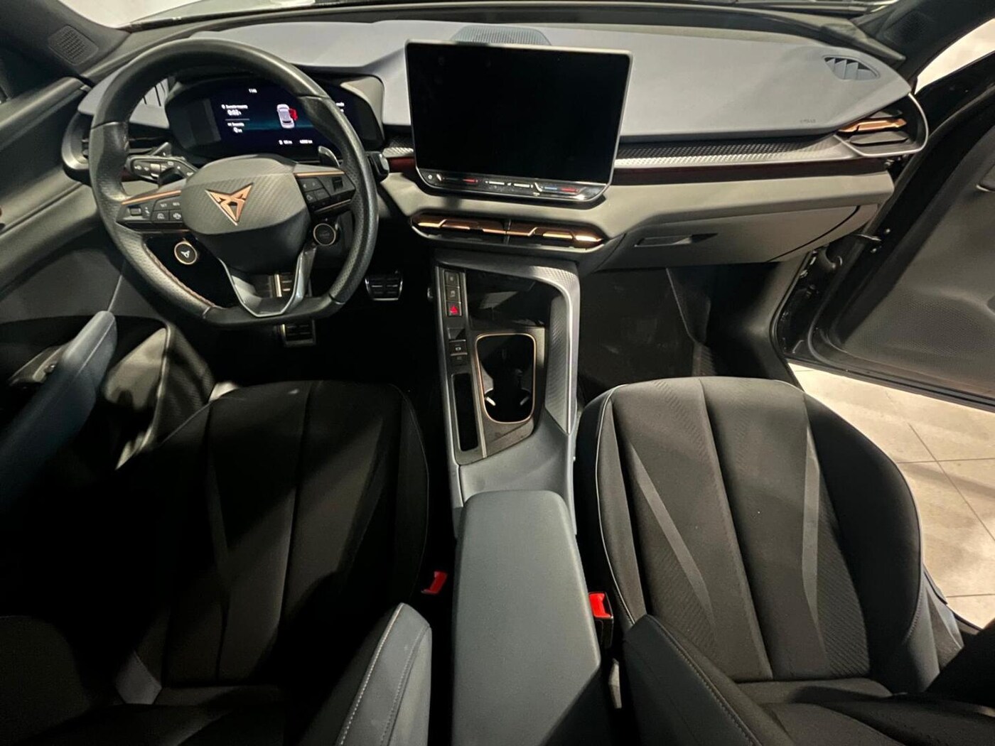 CUPRA Terramar 1.5 eTSI DSG 110 kW (150 CV) — photo 4