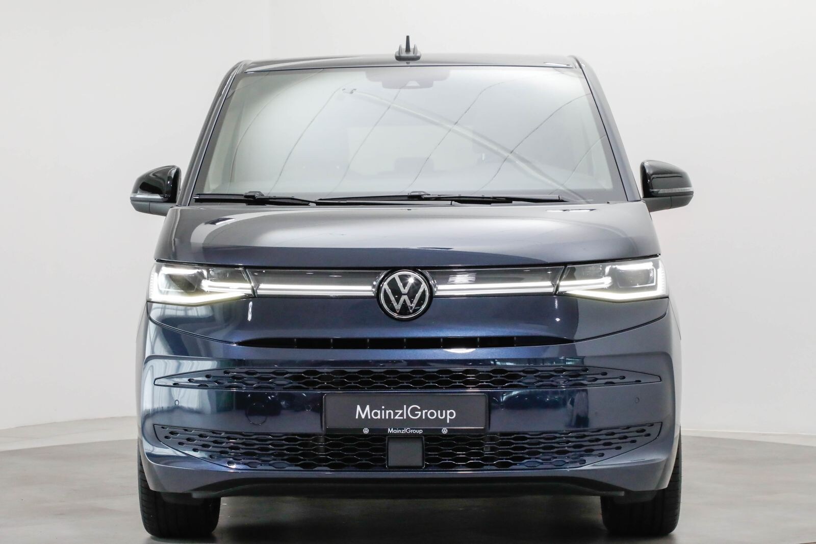 Volkswagen Multivan Langversion – Bild 2