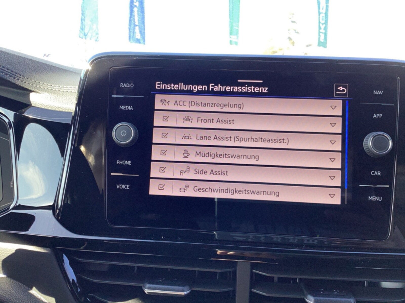 Volkswagen T-Roc – Bild 25