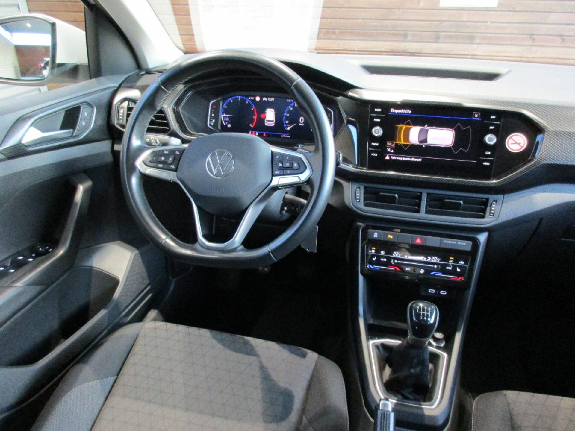 Volkswagen T-Cross Life